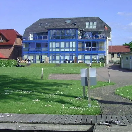 Ferienwohnung Mit Bootsanleger Am