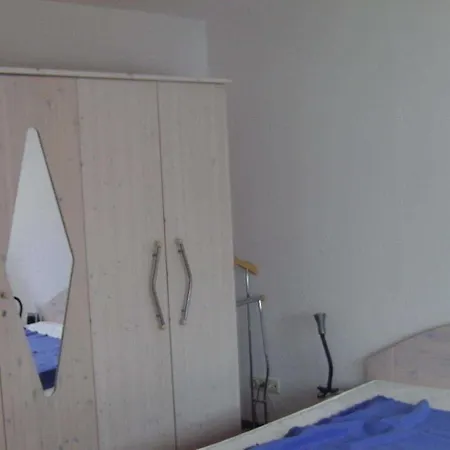 Ferienwohnung Mit Bootsanleger Am Apartmán Mirow
